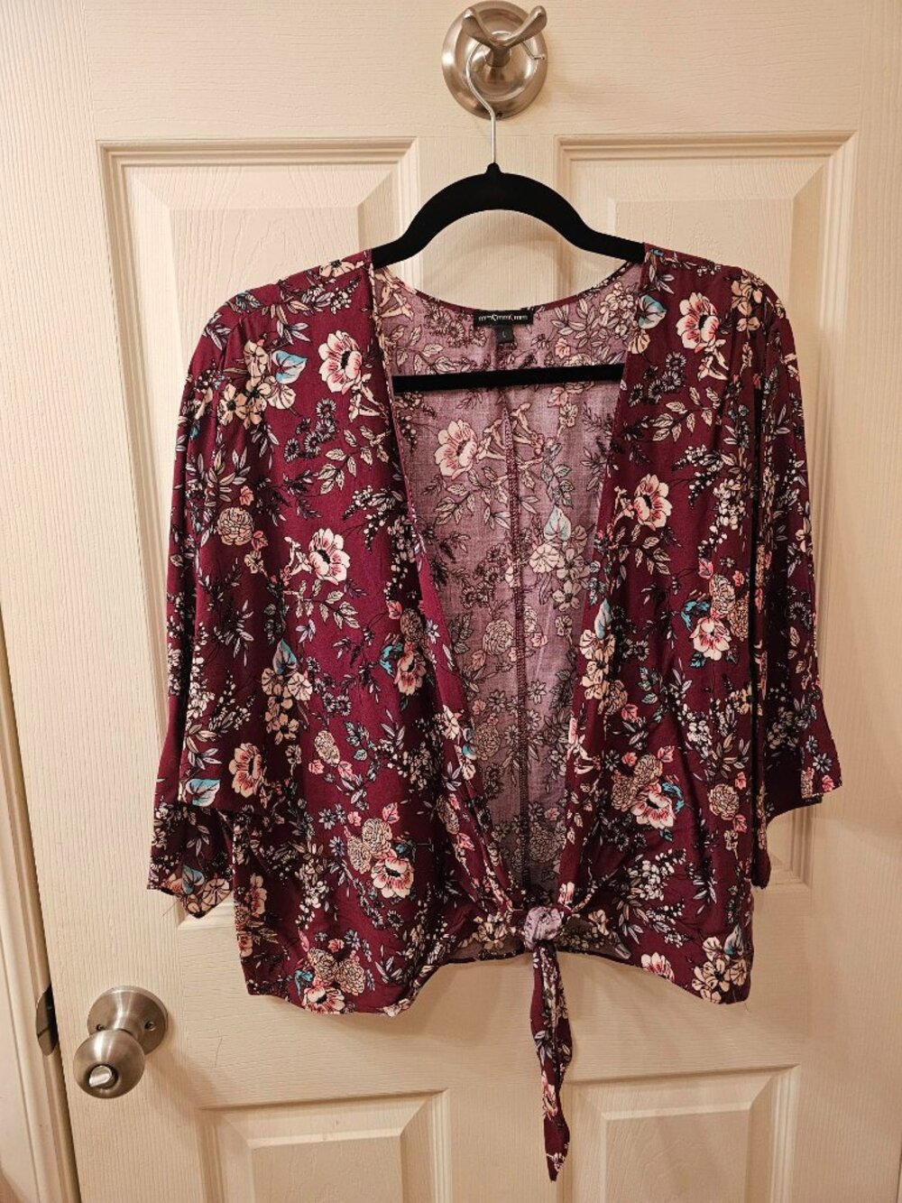 NWOT MMCMMCMM Large Maroon Kimono Floral Blouse